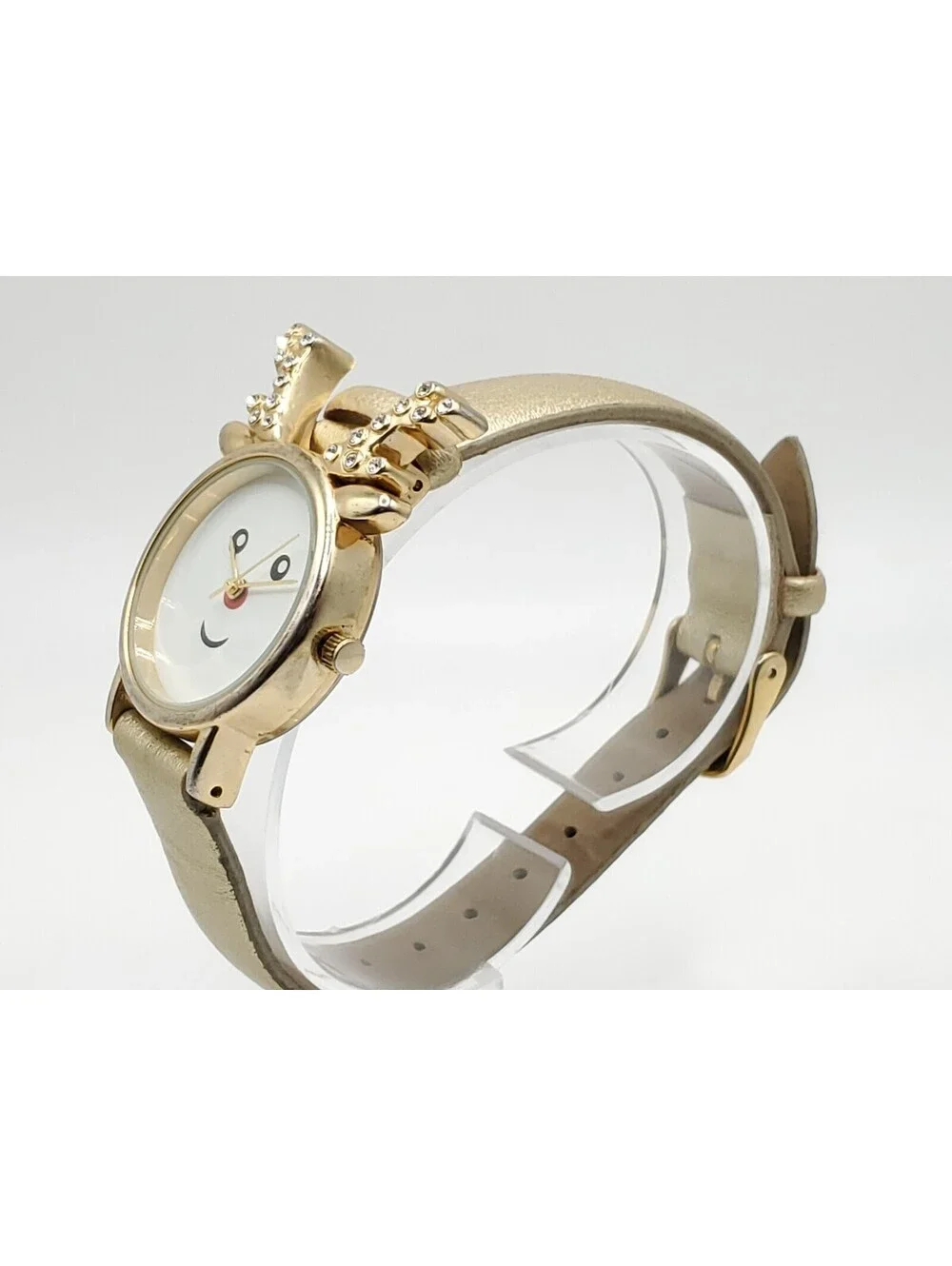 Charming Charlie Reindeer Quartz Womens Watch New Battery Gold Tone 28mm